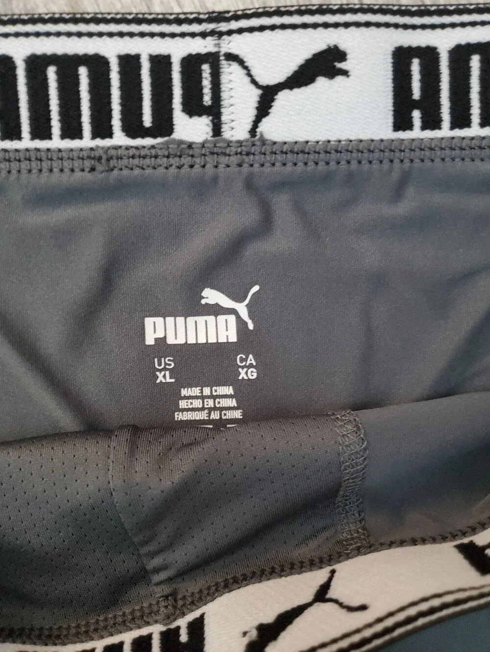 Puma smooth logo material